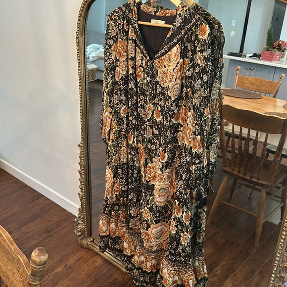 Spell and the Gypsy Mystic Gown XS - Picture 5 of 8